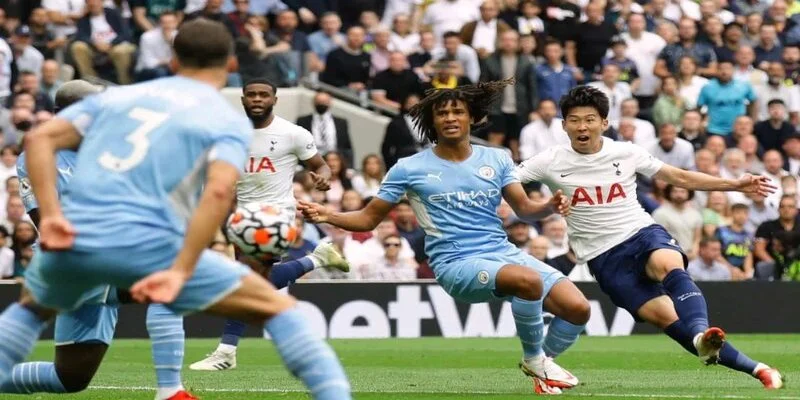 Tottenham khá rời rạc trong các tình huống phòng ngự